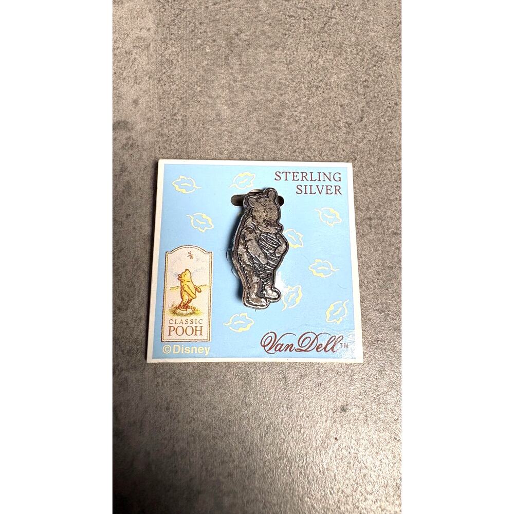Disney Classic Pooh Solid Sterling Silver Pin Brooch Original Card Van Dell